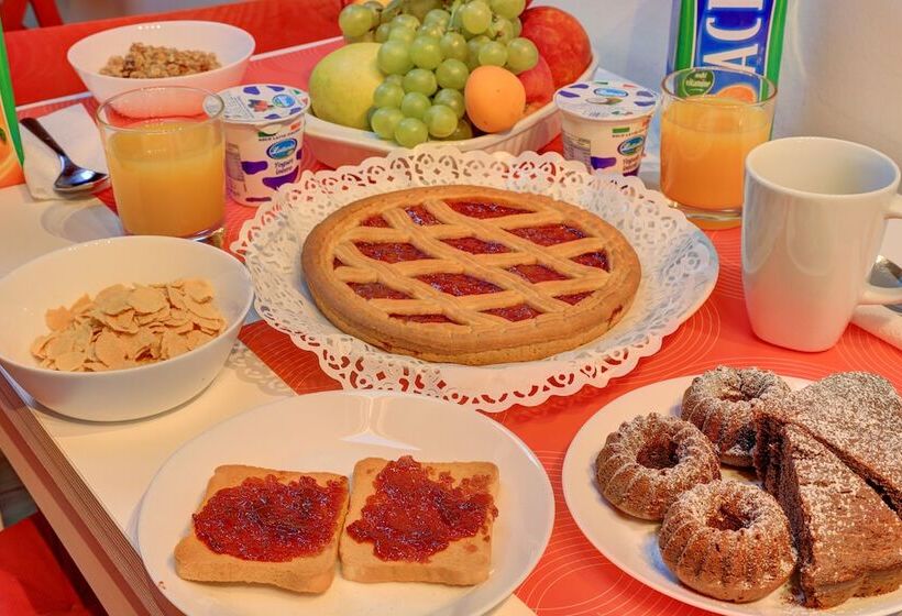 بنسيون Dal Rosso