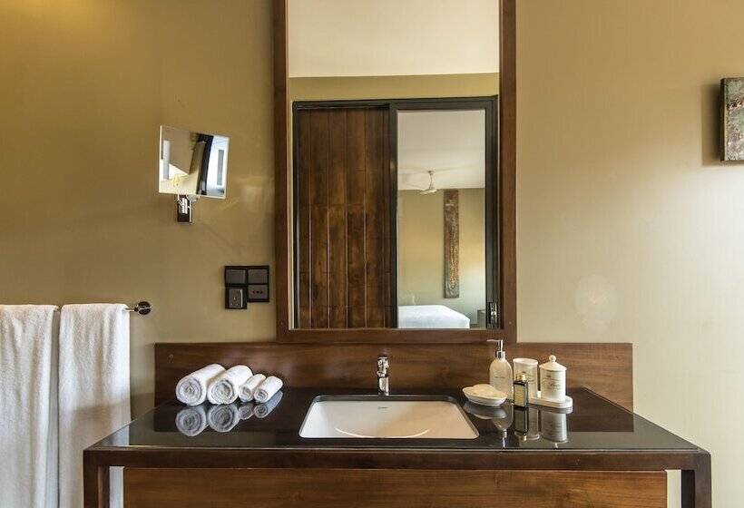 منتجع Jetwing Lake