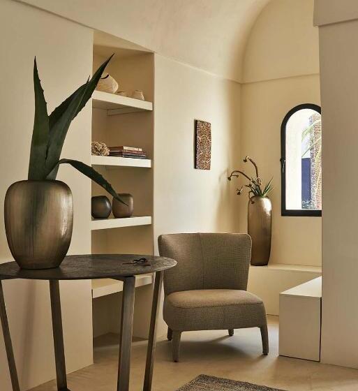 فندق فئة نجمة واحدة Sikelia Luxury