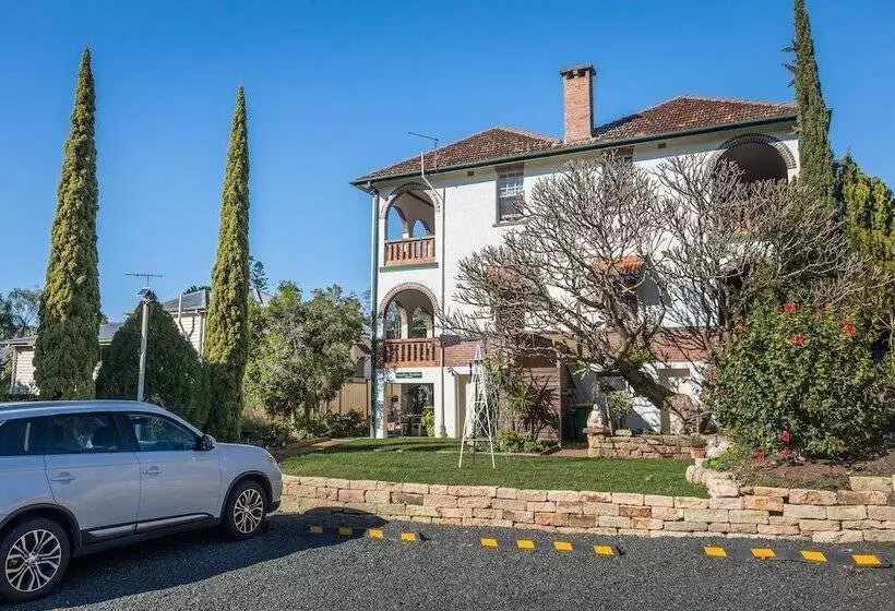 Hotelli Cumquat House