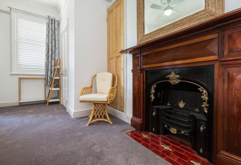 ホテル Cumquat House