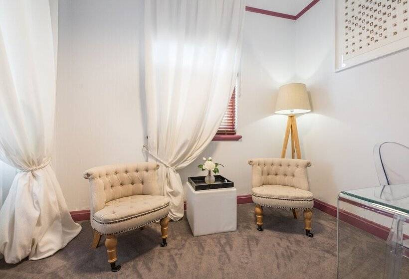 ホテル Cumquat House