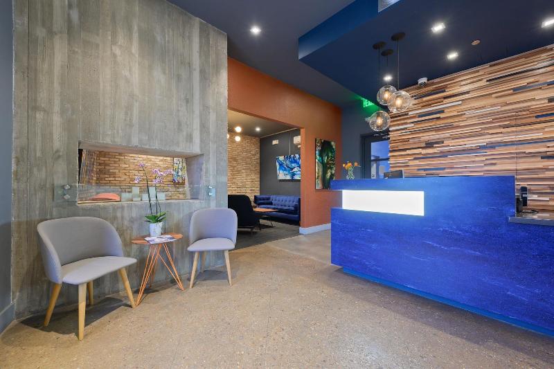 فندق The Frances Modern Inn