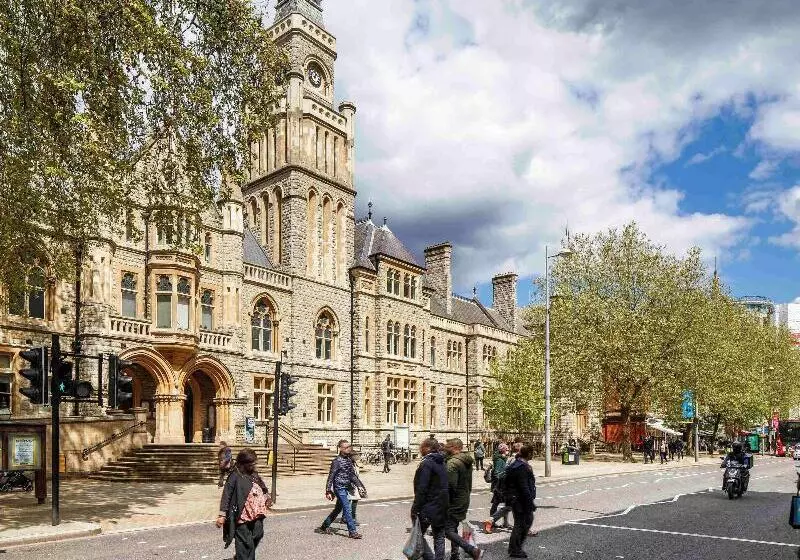 ホテル Ibis Styles London Ealing