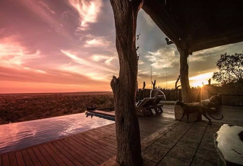 ホテル Phumelelo Lodge
