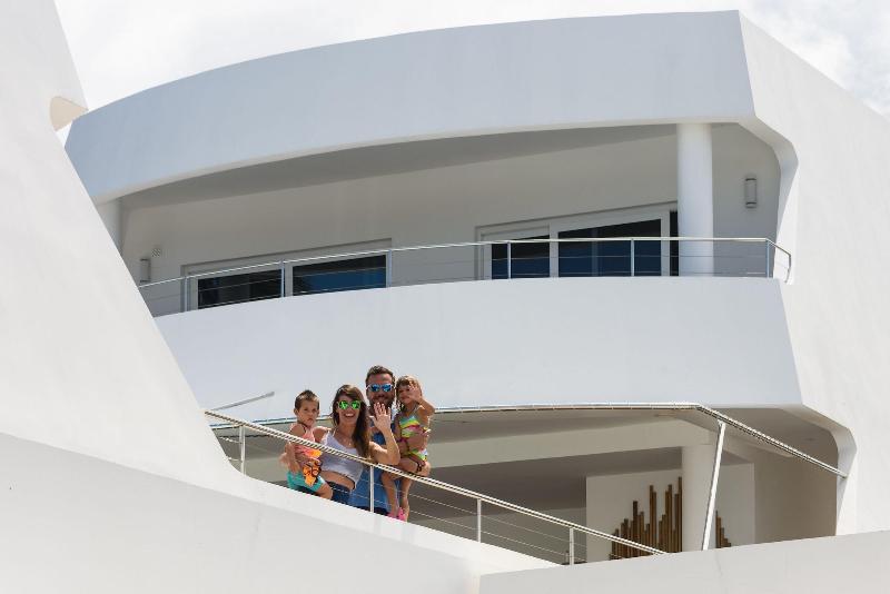 هتل Puerto Plaza Las Terrenas