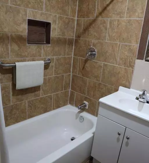 Motelli Budget Inn