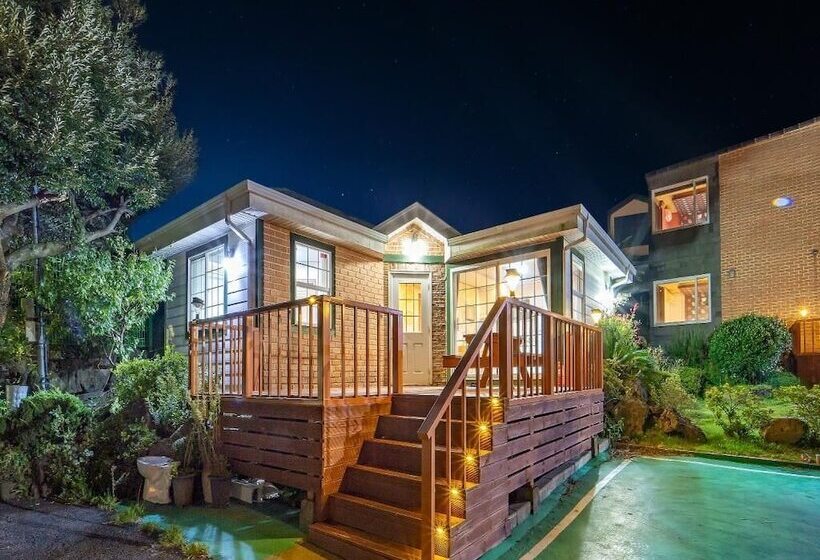 Jeju Olehhaeoreum Pension