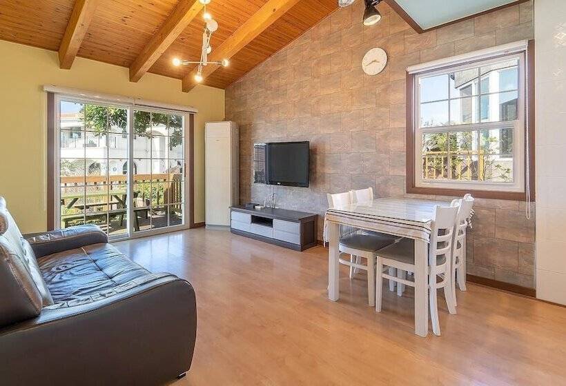 Jeju Olehhaeoreum Pension