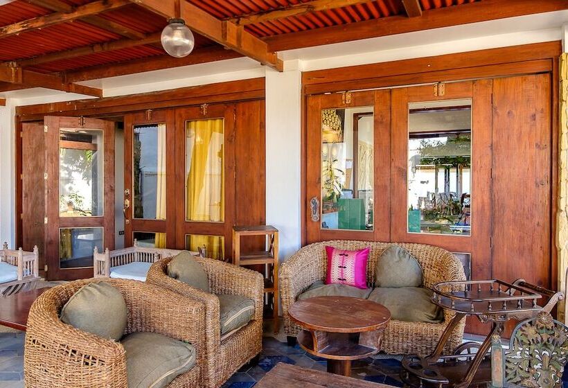 Pensjonat Ayo Homtel