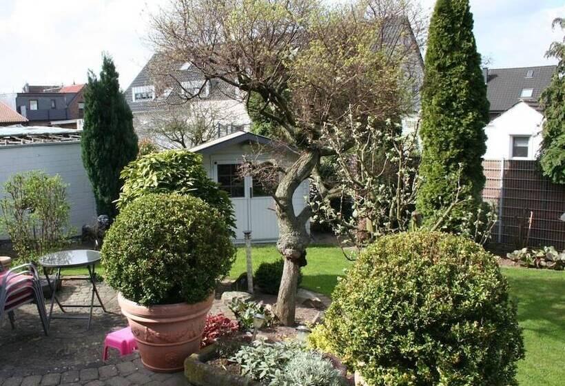 پانسیون Messezimmer4u