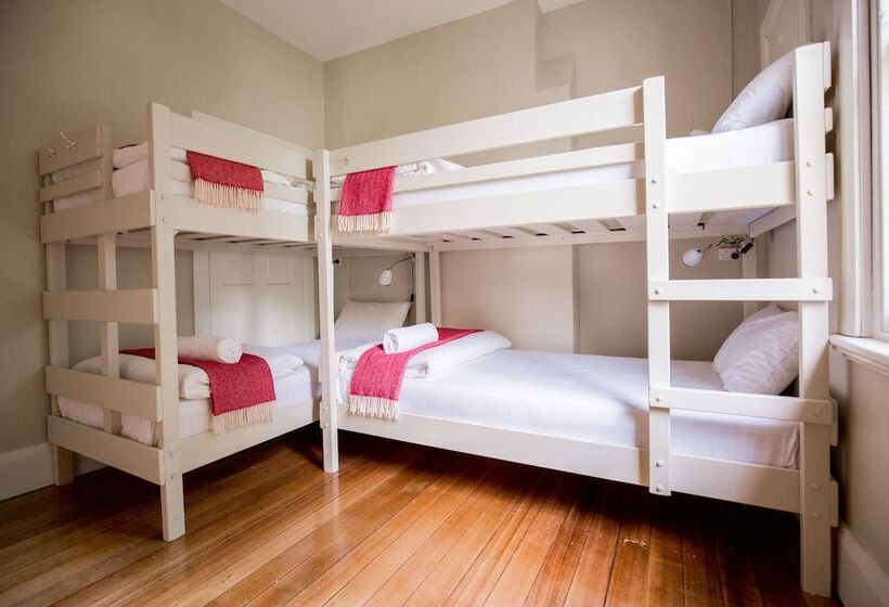 פנסיון Montacute Boutique Bunkhouse