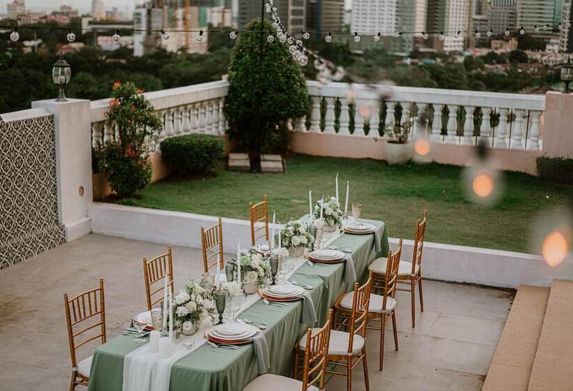 Sta. Barbara Residence