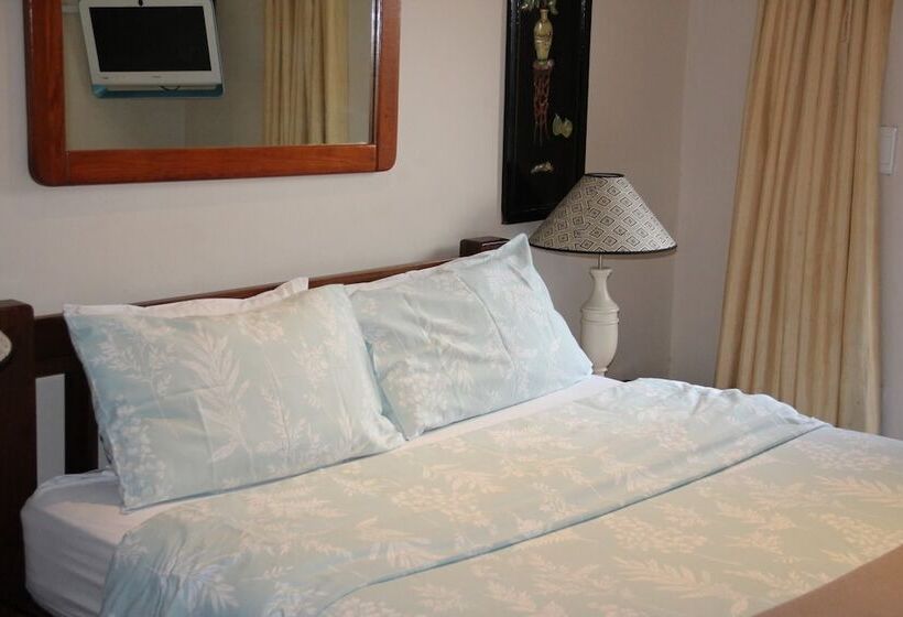 Forty8 Backpackers   Hostel