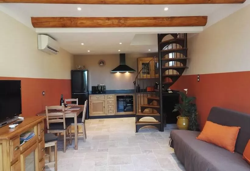 Aamiaismajoitus (B&B) Chambres D Hôtes La Chrysalide