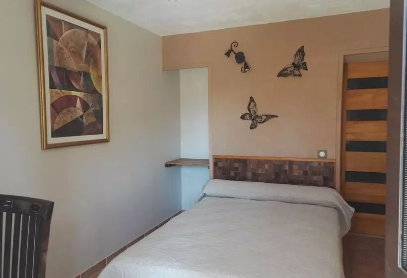 Aamiaismajoitus (B&B) Chambres D Hôtes La Chrysalide
