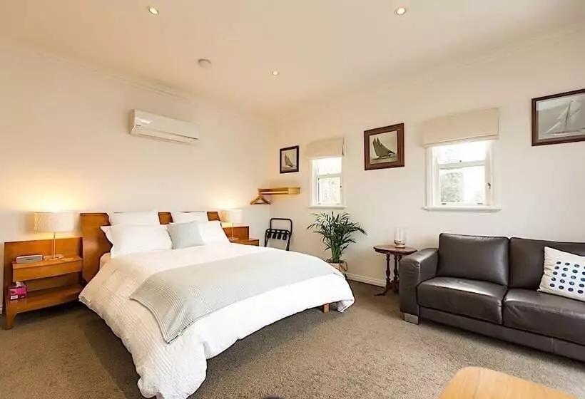 ベッドアンドブレックファースト Port Boutique Accommodation