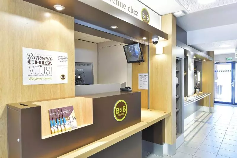 B&b Hotel Clermont Ferrand Le Brézet Aéroport