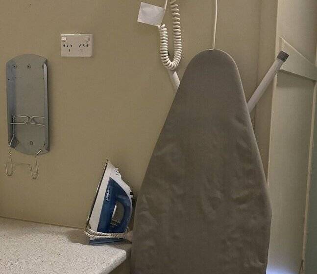 Hotel Broken Hill Tourist Lodge