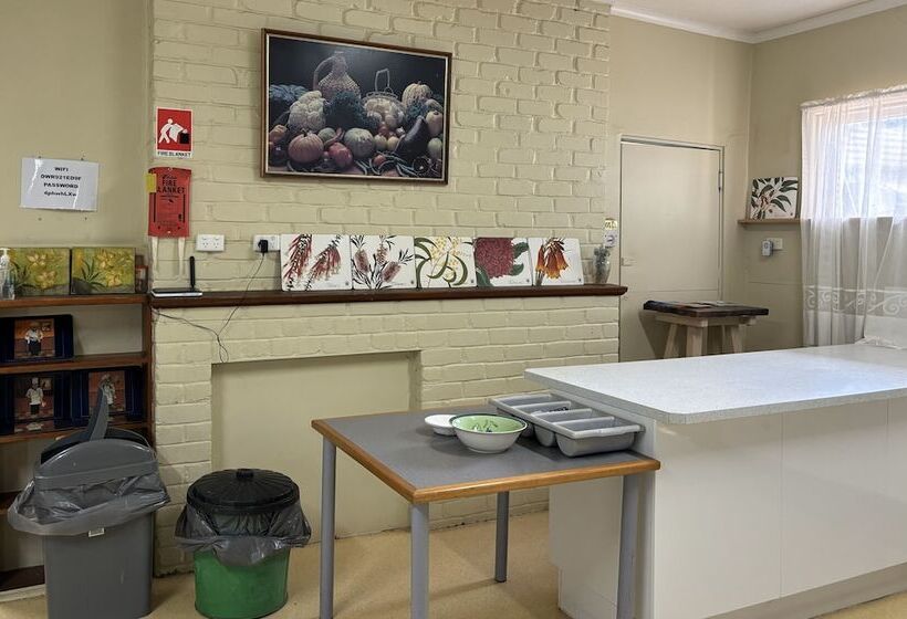 Hotel Broken Hill Tourist Lodge