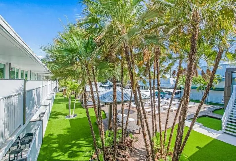 ホテル Casey Key Resorts  Mainland