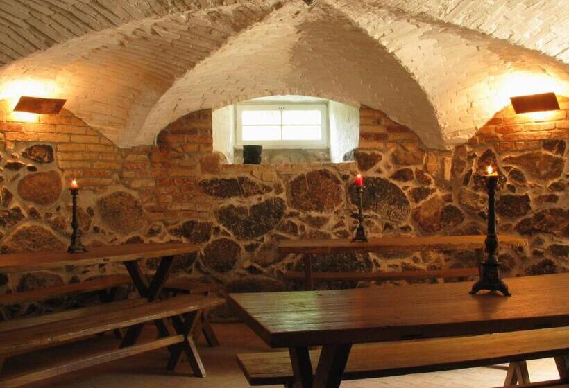 Hotelli Landhaus Schloss Kölzow