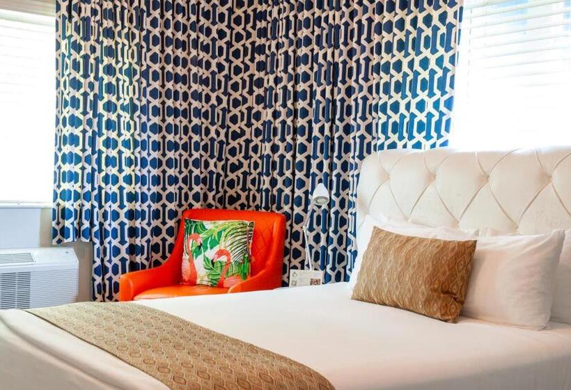 Oceanside Hotel And Suites