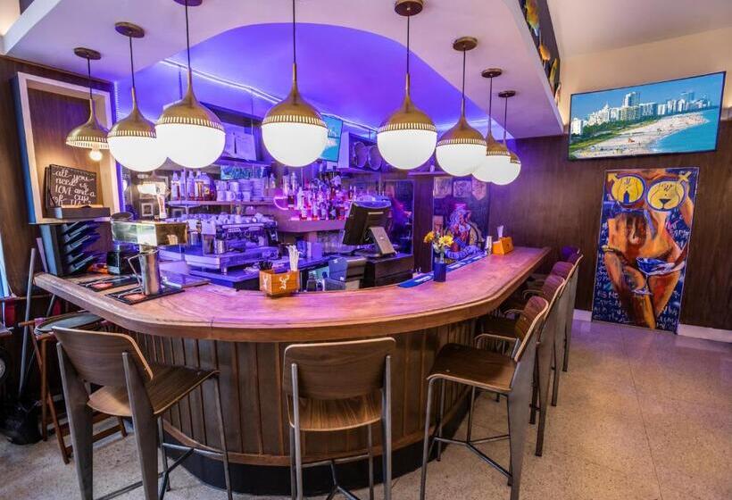 Oceanside Hotel And Suites