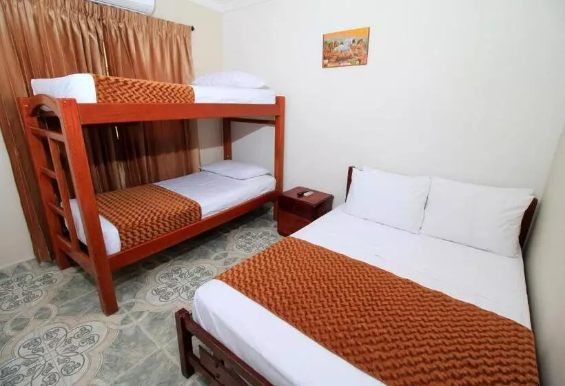 ホテル Rodadero Inn By Geh Suites