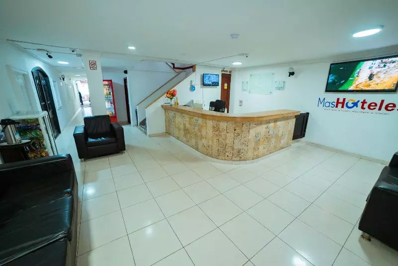 ホテル Rodadero Inn By Geh Suites