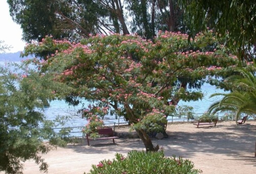 هتل Village Vacances Kallisterra