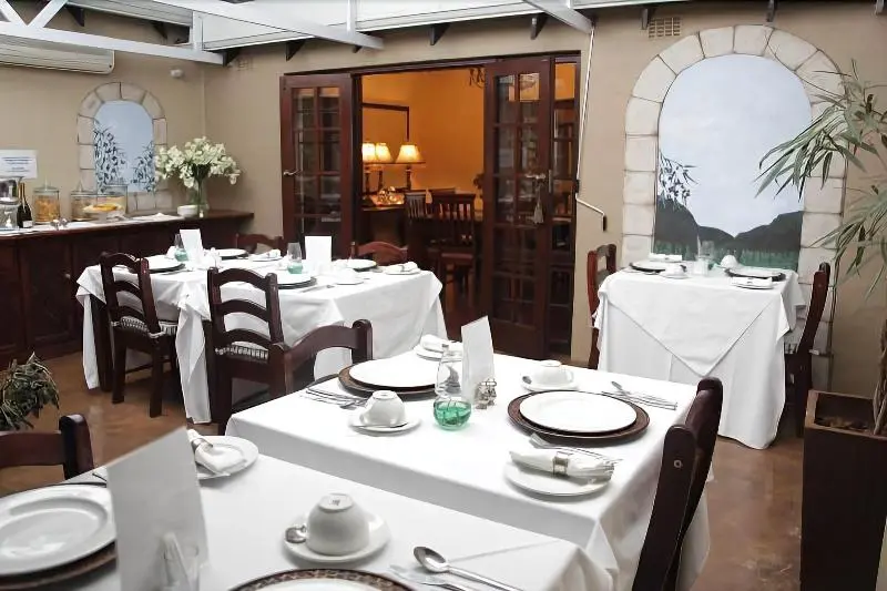ペンション Five Burnham Guest House