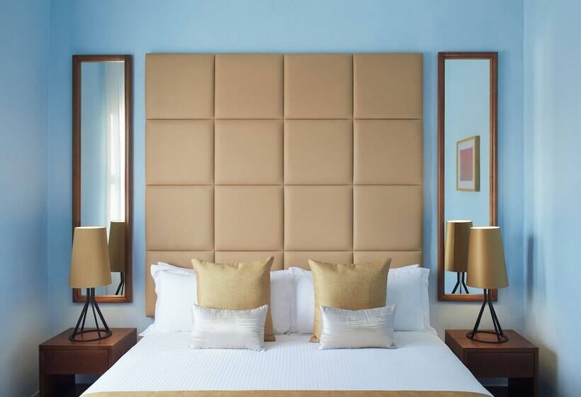 هتل Voya Boutique