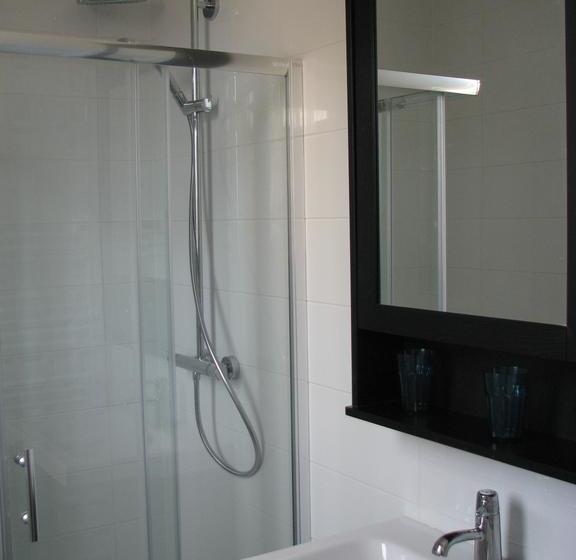 تختخواب و صبحانه Au Jardin De L éventail