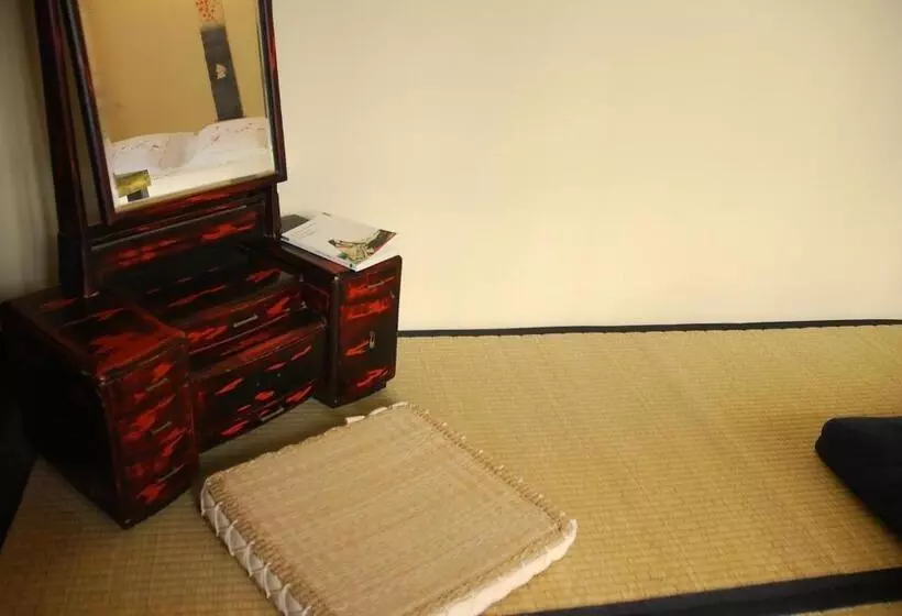 تختخواب و صبحانه Minshuku Chambres D'hôtes Japonaises