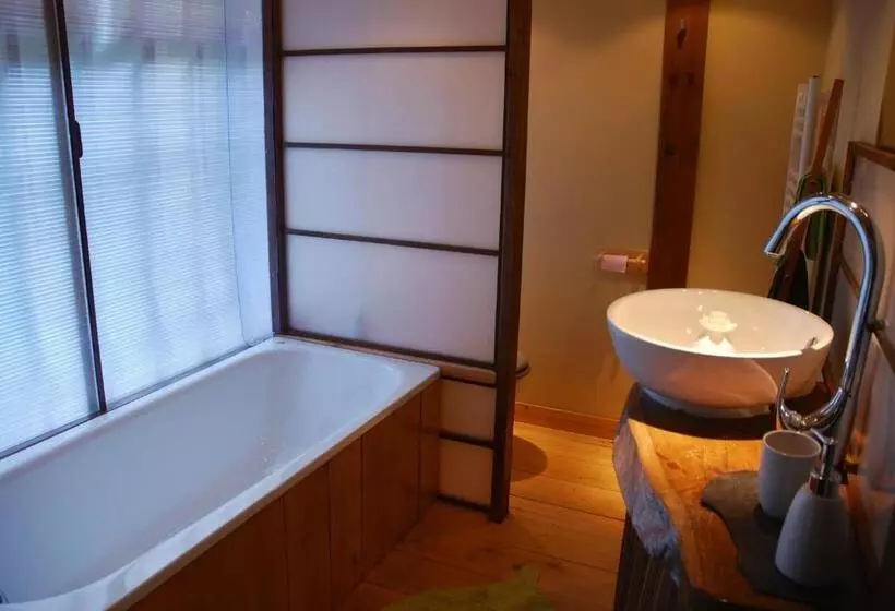 تختخواب و صبحانه Minshuku Chambres D'hôtes Japonaises