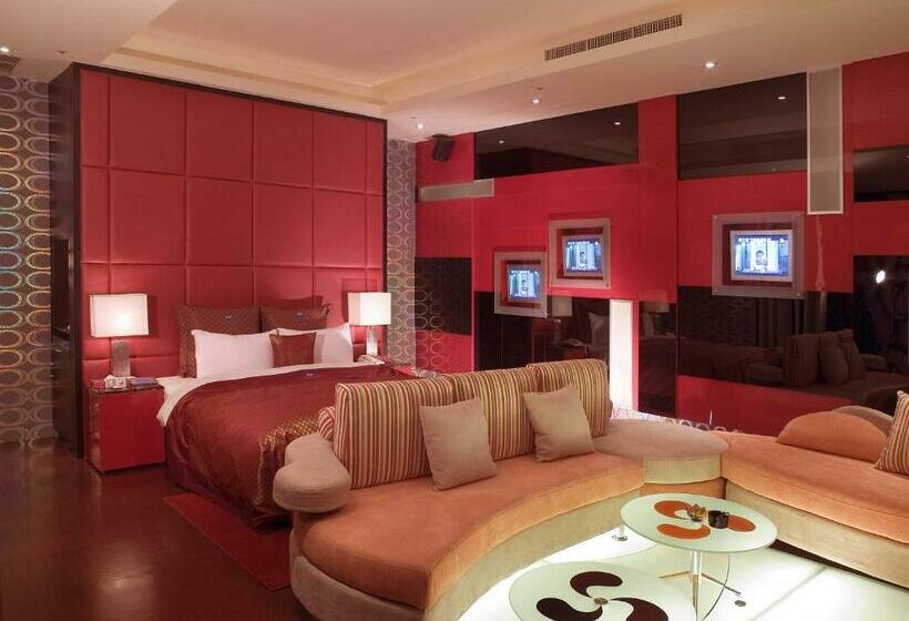 Discovery Motel Zhonghe