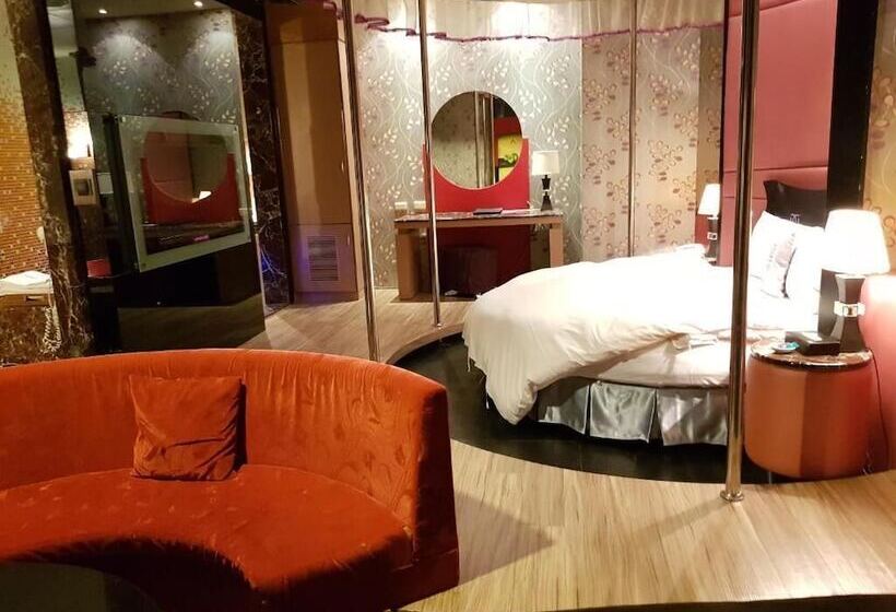 Discovery Motel Zhonghe