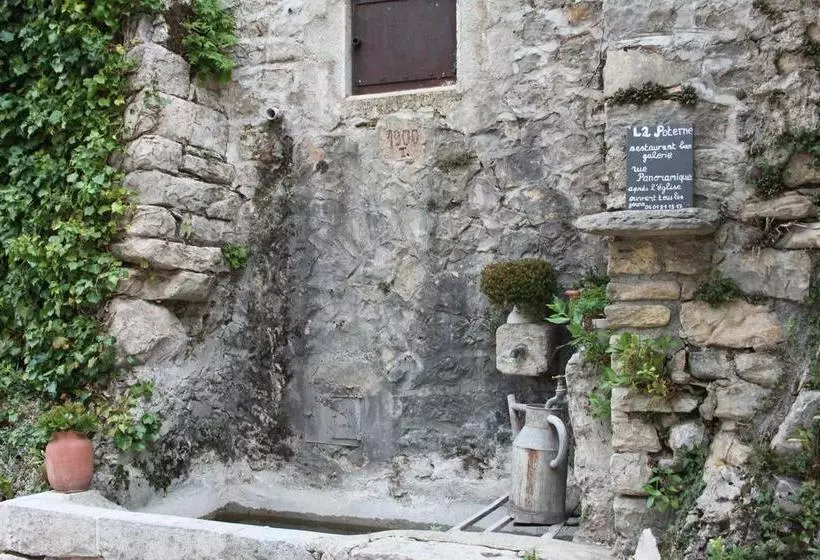 ホテル Auberge Saint Roch