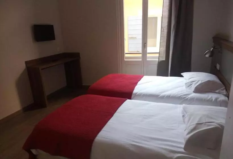 هتل Chambres Rue De La République