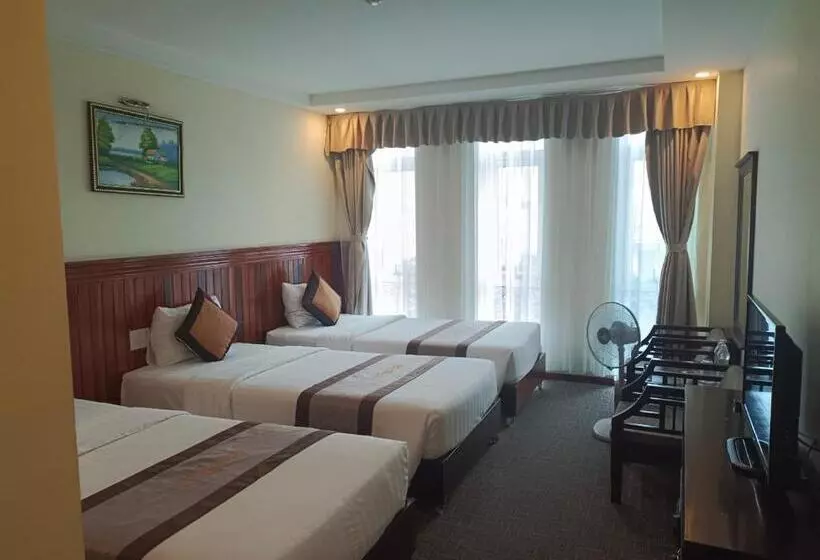 هتل Vinh Plaza