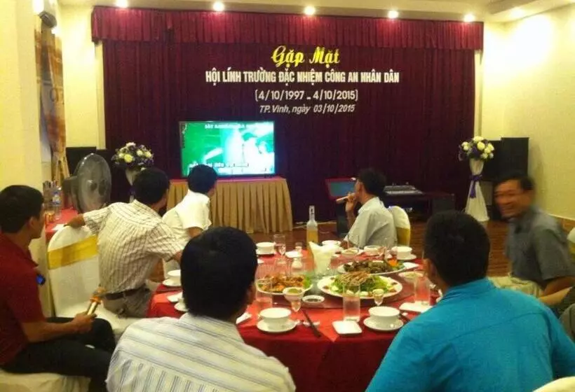 هتل Vinh Plaza