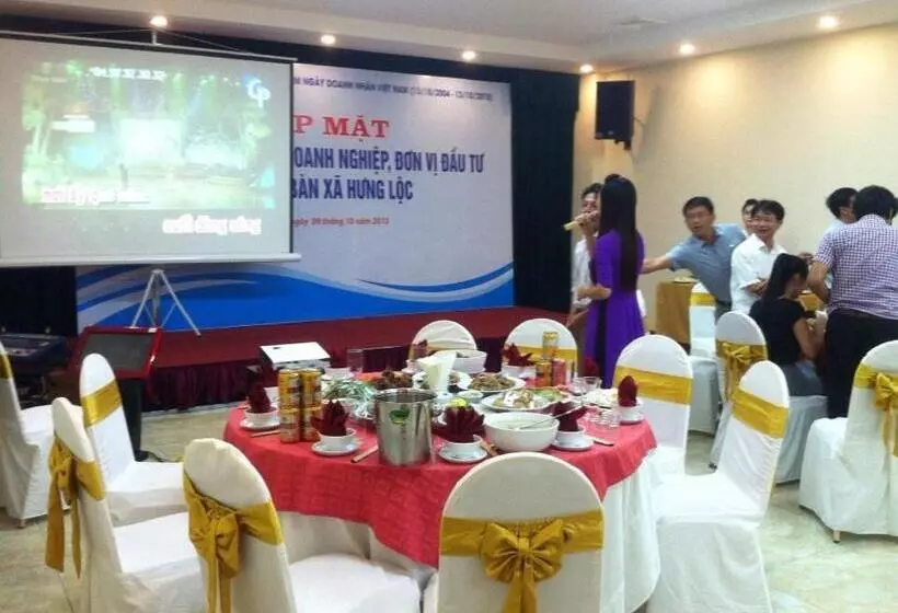 هتل Vinh Plaza
