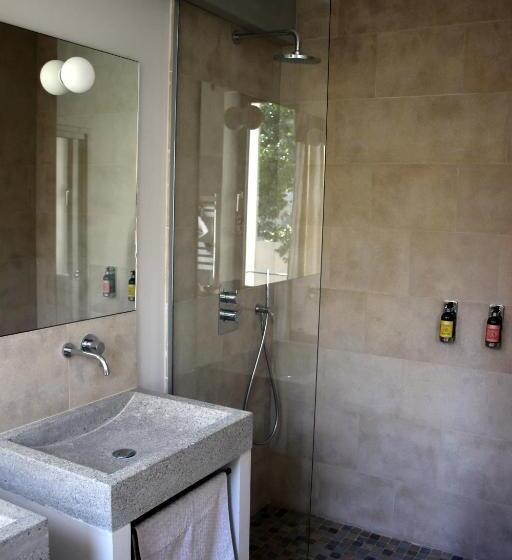 La Magnanerie De L'isle B&b