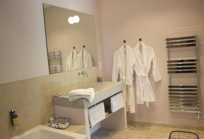 La Magnanerie De L'isle B&b