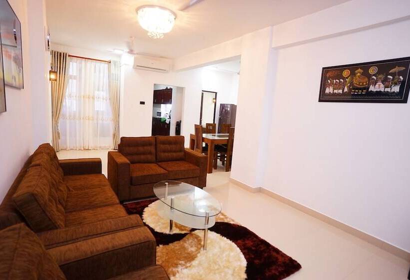 Amazing Alexandra Apartment