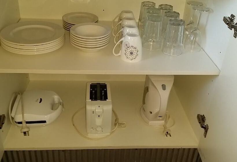 Country Cottages Of Bridgetown