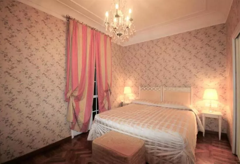 Hotelli Albergo Tre Pozzi