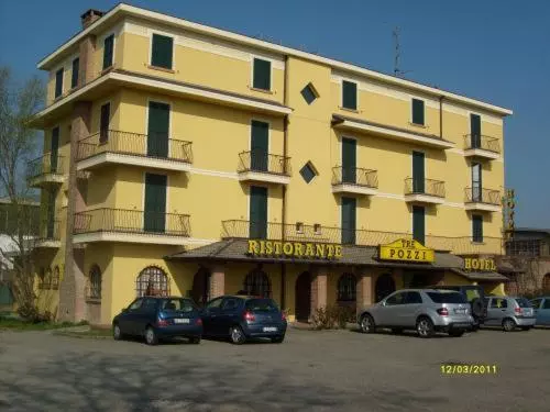 Hotelli Albergo Tre Pozzi