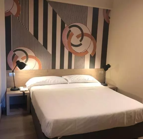 Hotelli Albergo Tre Pozzi